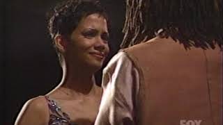 Halle Berry Serenaded by Eric Benet at 31st NAACP Image Awards - 2/12/00