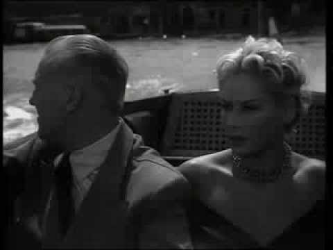 VENISE:   Massacre en dentelle  EXTRAIT