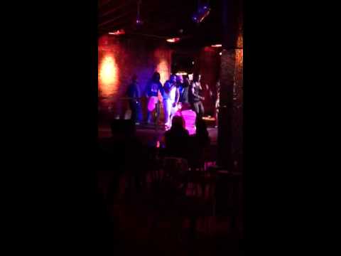 PB Mike Make It Clap