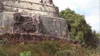 preview picture of video 'Piramide de Tepozteco - Tepoztlan, Morelos'