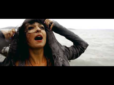 Zília featuring Manoya - Calm & Quiet