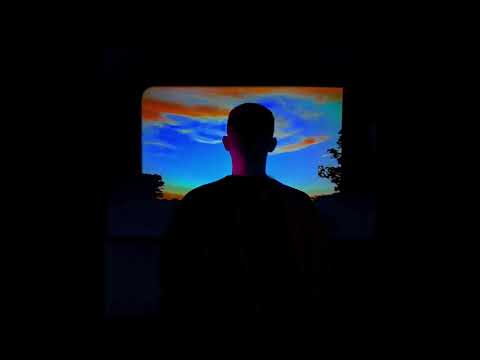 Video thumbnail for Head In The Clouds