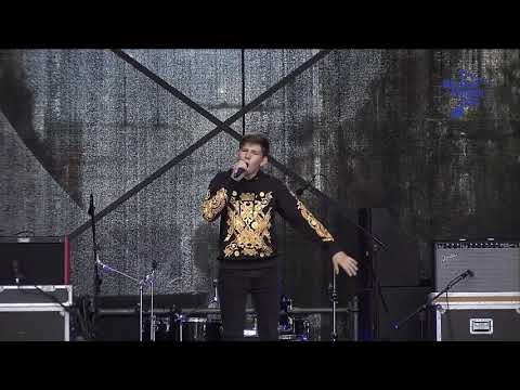 Gustas Venckus (15) New Girl