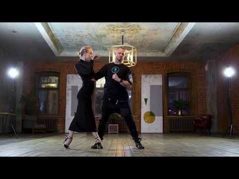 Pavel Sobiray and Aleksandra Anisimova. Street Tango Improvisation. Jasmine Thompson — I See Fire.