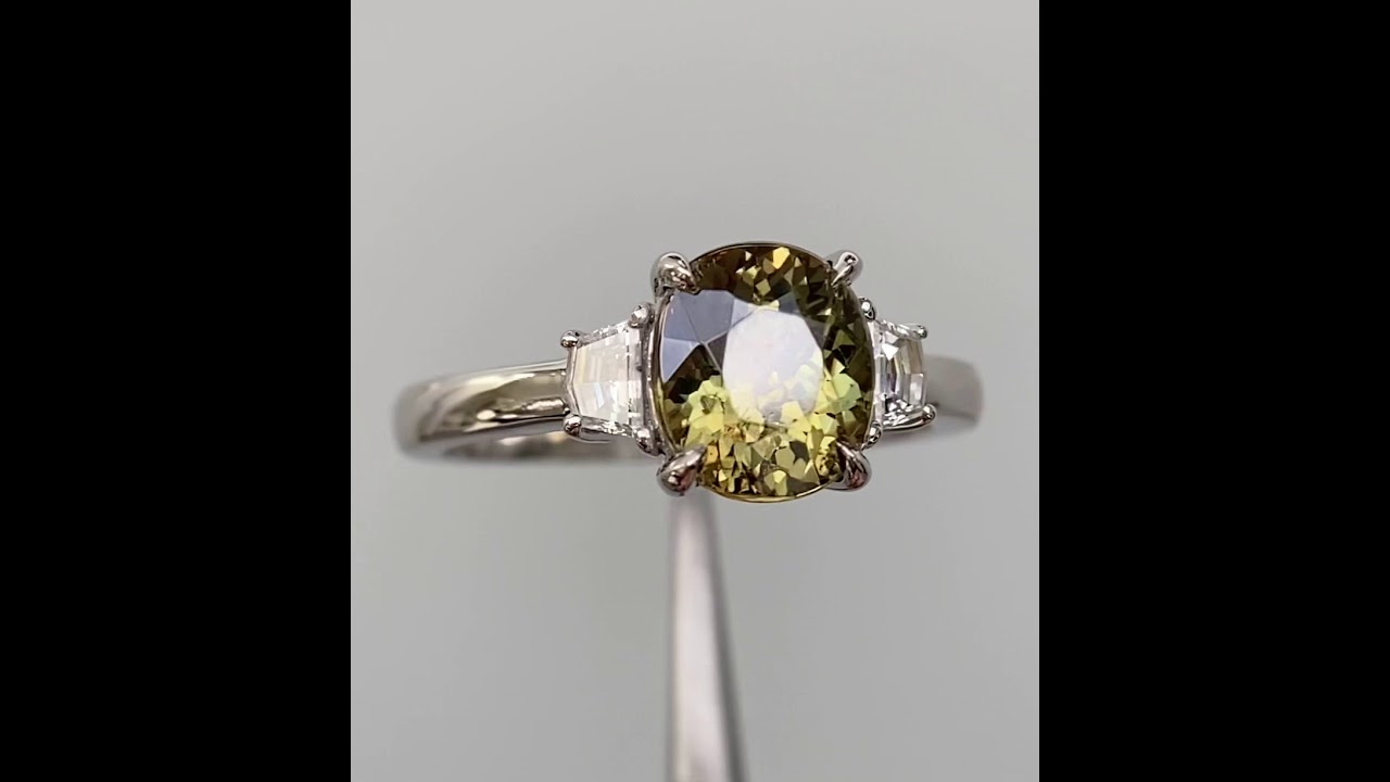 Demantoid up close (10x magnification)