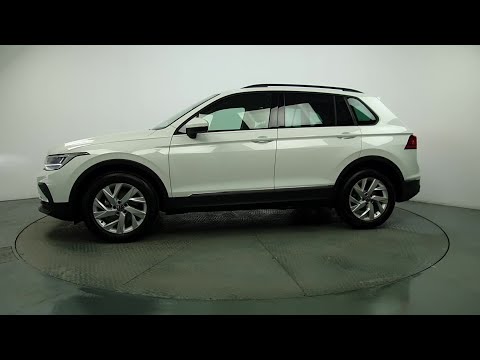 211 - 2021 Volkswagen Tiguan Life 2.0TDI M6F 122HP 5DR 36,851