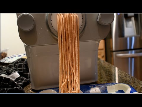 Philips pasta maker - Tomato Spaghetti