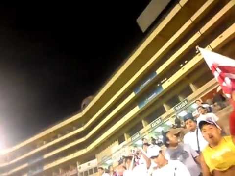 "La Banda En El Gallinero 2" Barra: La Banda del Basurero &bull; Club: Deportivo Municipal