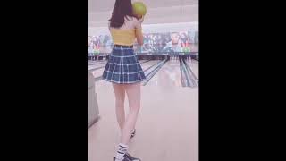 【ボーリング女子】みんなでワイワイ！足ながーーーー