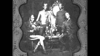 Halestorm - Love Bites (So Do I)