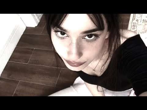 rosy cheeks + pale skin 💌