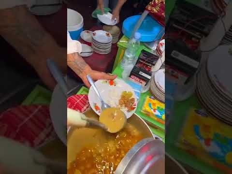 Siapa yang bisa habisin berapa porsi gultik di Jakarta Selatan? 🍰✨ Ayo, tunjukkan kemampuanmu!