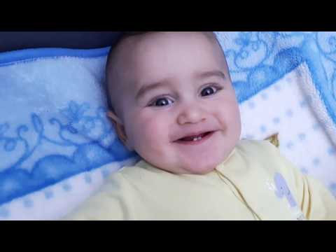 Efe ilk kez kardeşini uyutmaya çalıştı. Annesi kardeşini uyandırdı. Efe çok sinirlendi