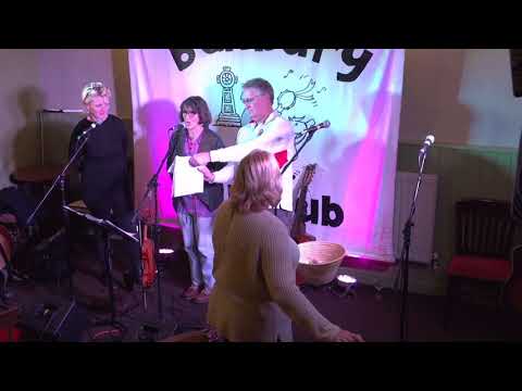 Banbury Folk Club - Marion Fleetwood  & Anna Ryder - The Raffle
