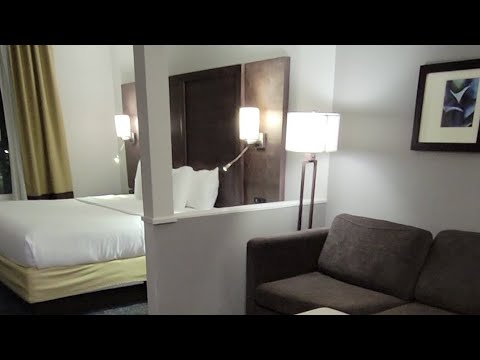 Comfort Suites Humble-IAH Bush Airport room tour! www.hereigotravelcompany.com to book today!