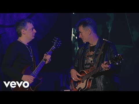 Ratones Paranoicos - La Nave (En Vivo en el Hipódromo) (Official Video)