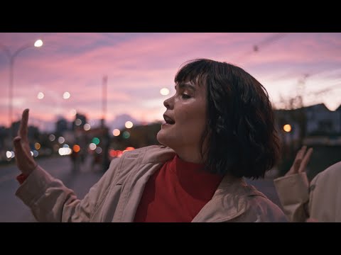 Camila Moreno - Fuga (VIDEO OFICIAL)
