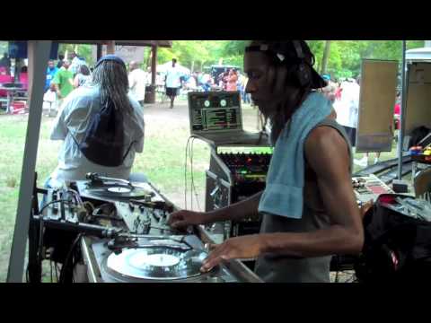 A Short Clip of Elbee Bad on the 1's & 2's