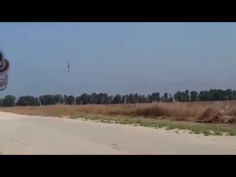 Extreme Flight 91'' Extra 300 Flown By Mike Zeilikovich