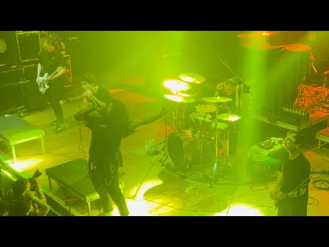 Holding Absence - Aching Longing ft UnityTX LIVE at Worcester Palladium