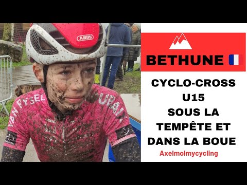 Cyclo - cross de Béthune en France , sous la tempête et dans la boue !!
