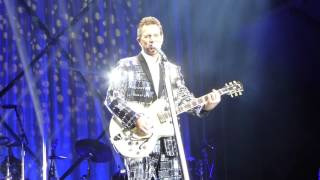 Chris Isaak - Big Wide Wonderful World