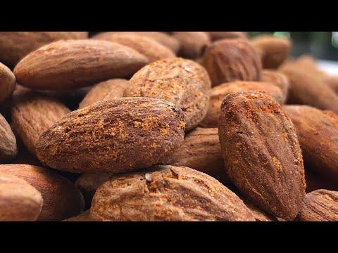 Roasted Almond recipe, salted, smoked almonds. Caramelized, smoked paprika almonds. Snack recipe.