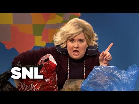 Weekend Update: The Worst Lady on an Airplane - SNL