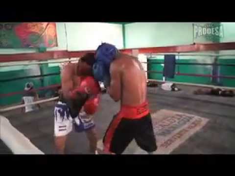 Guanteo Carlos Buitrago vs Eliecer Quezada -  Boxeo Prodesa - 4 Sept 14