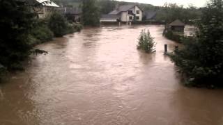 preview picture of video 'Povodně 2013 - Ostroměř (Javorka, 3. stupeň)'