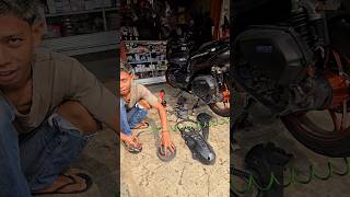 Download lagu That's Papa Adit's motorbike #trendingshorts mp3