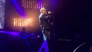 Morrissey : “I bury the living” Brighton 3.3.18