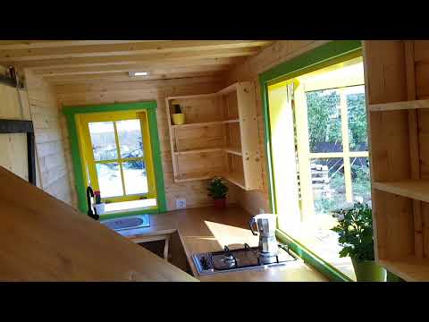Bumblebee - Black and yellow Tiny House on Wheels