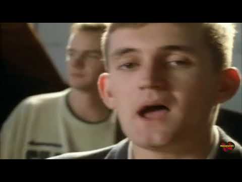 A Música da Cristal - The Housemartins   Build 1987 - Rádio Cristal de Goiânia