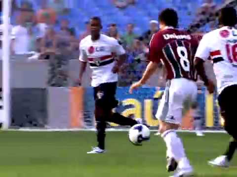 O gol de Fluminense 1 x 0 São Paulo pela 1ª rodada do Brasileirão 2009