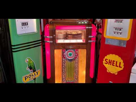 Johnny Cash Folsom Prison Blues Playing On A Wurlitzer 600 Rotary Jukebox