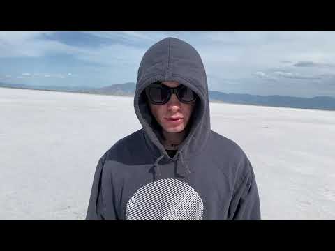 deadboi** - Alone (Official Video)