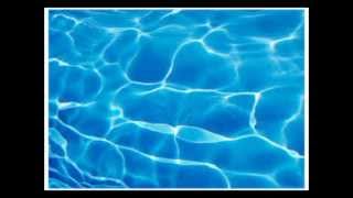 Mausi - My Friend Has A Swimming Pool (Lyrics Video)