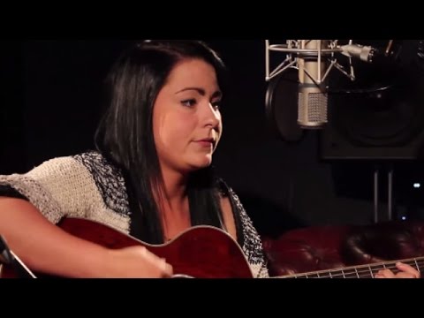 Lucy Spraggan - You're Too Young | Ont' Sofa Sessions