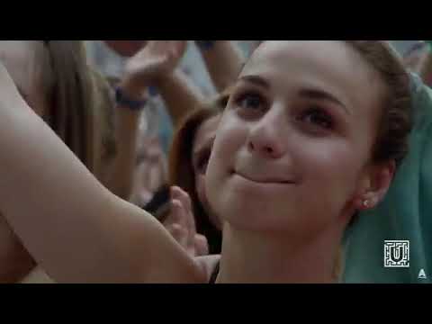 Armin van Buuren and crowd get emotional with RAMsterdam Jorn van Deynhoven Remix