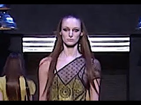 VERSUS Fall 2012 2013 Milan - Fashion Channel