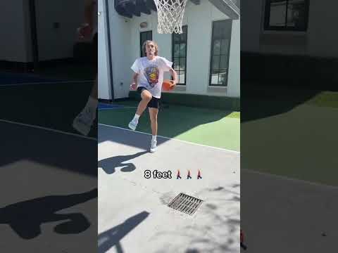 Dunk challenge with Nelson 😱