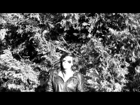 monster by meg and dia (asl) 【Feat. Luna】