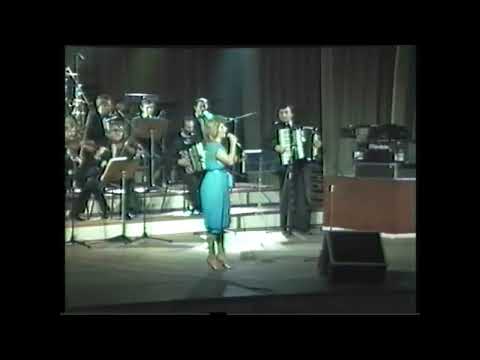 SVETLANA ARSIC - JOVO JOVO JOVANE (DOM SINDIKATA LIVE 1983)