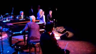 Lucy Woodward &amp; Pink Martini &quot;Aspettami&quot;