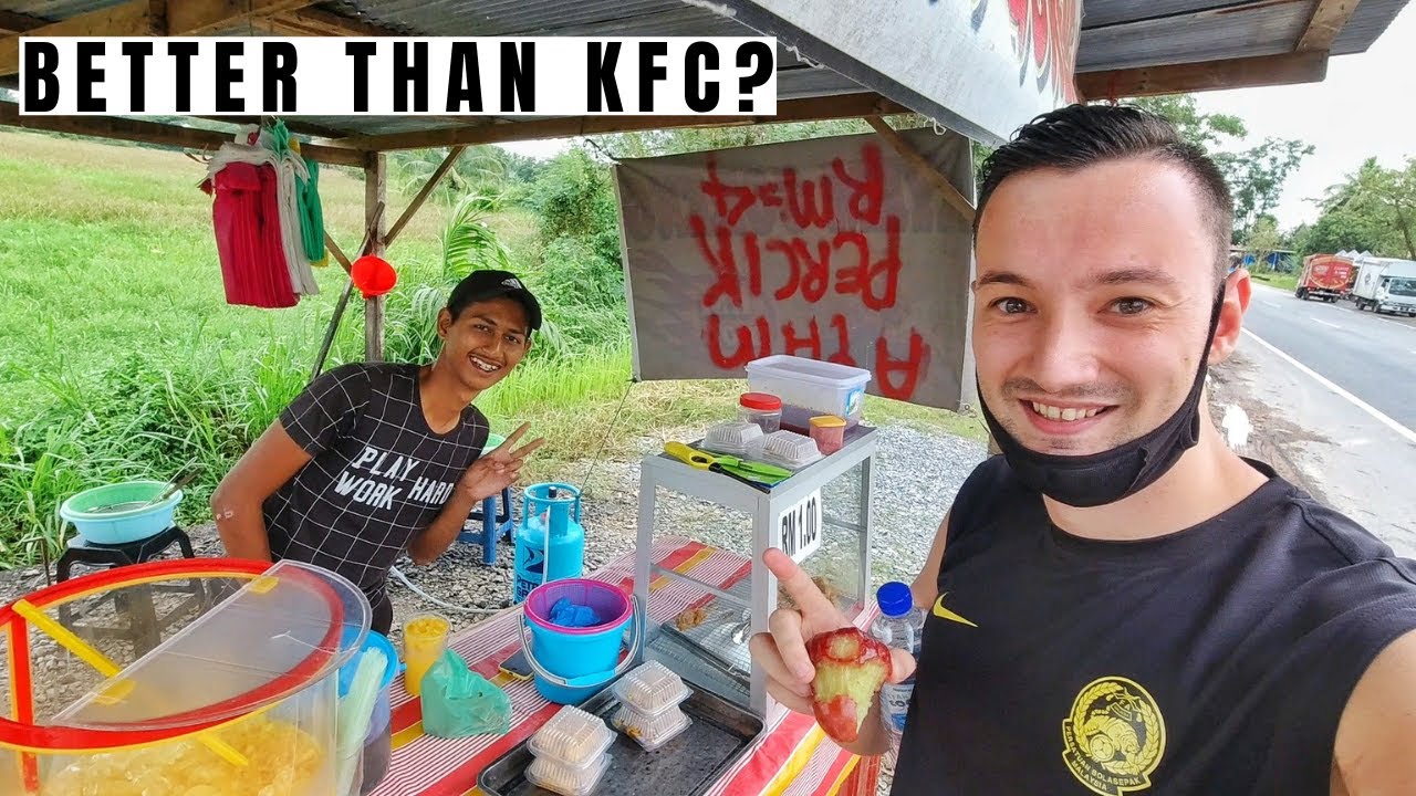 RM1 Fried Chicken On Roadside Stall In Perlis