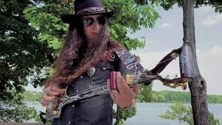 Video thumbnail for Crankin' It Up on the ULTIMATE 3-String Shovel Guitar! by Justin Johnson