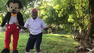 Katika ya Navy kenzo ft diamond imemuibua mchekeshaji mkubwa Tanzania (Joti)