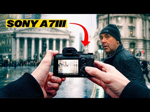 POV Moody London Street Photography, 45mm F2.8 Sigma.