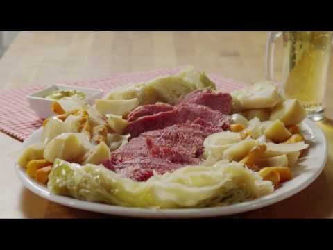 How to Make Slow Cooker Corned Beef and Cabbage | St.